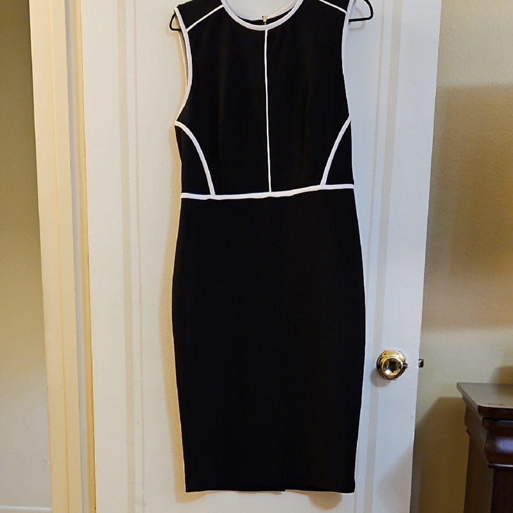 Calvin Klein Black and White Sleeveless Sheath Dress